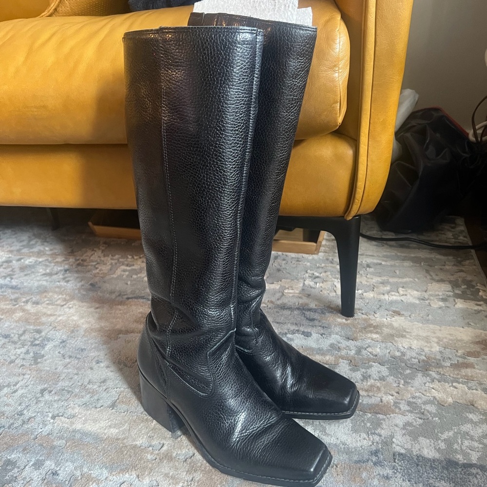 Vince Camuto Black Leather Heeled Boots